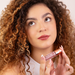 DIVINE MATTE LABIAL LÍQUIDO CREMOSO (06 Abrazo Suave)
